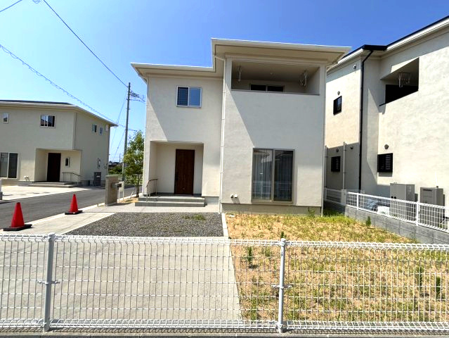 アースタウン松前中央　新築中古戸建　22号棟(残り4区画)の外観|外はこのようになっています