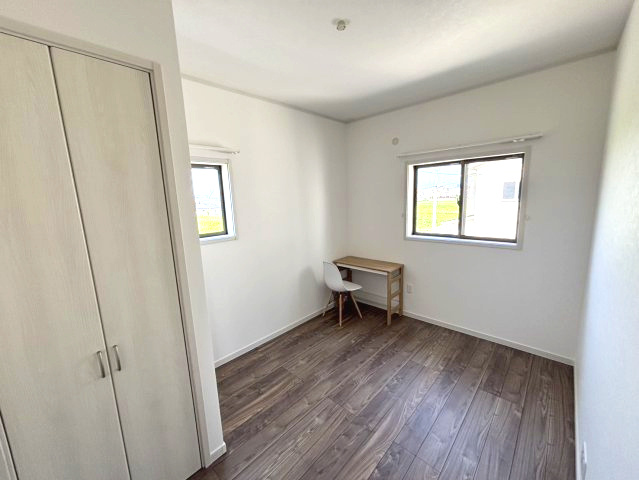 アースタウン松前中央22号棟　新築中古戸建(ラスト1区画)の洋室|洋室です