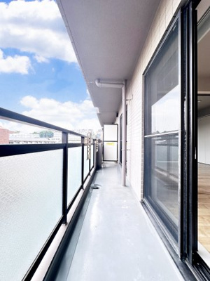 【バルコニー】 | エクセラージュ宮前平 ４階住戸