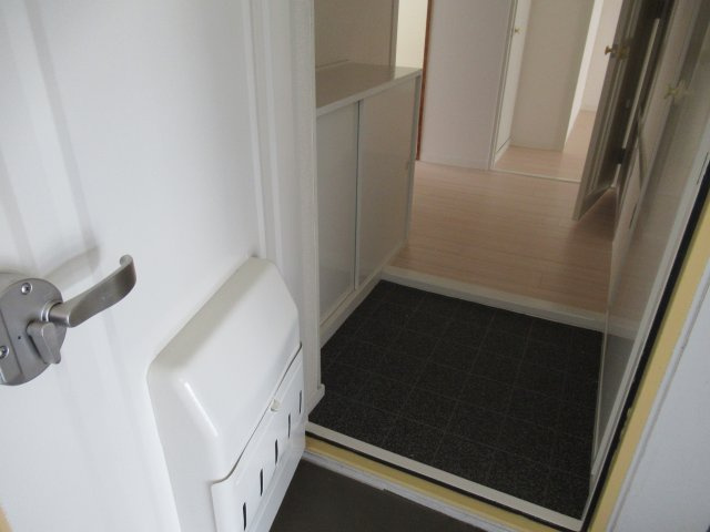 芦屋浜２ＬＤＫ（5街区）の玄関|落ち着いた玄関です