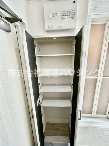 ハイムタケダT-３の収納|天井高シューズBOX