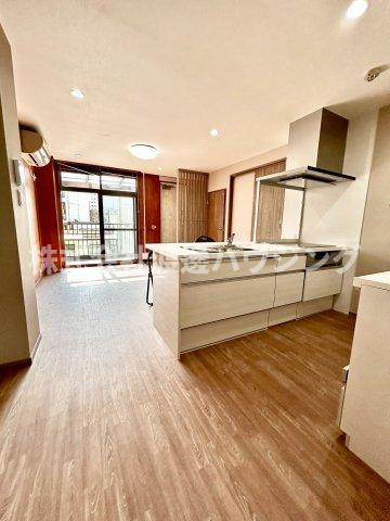 エイチアンドワイビルの内装