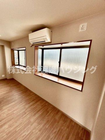 エイチアンドワイビルの内装