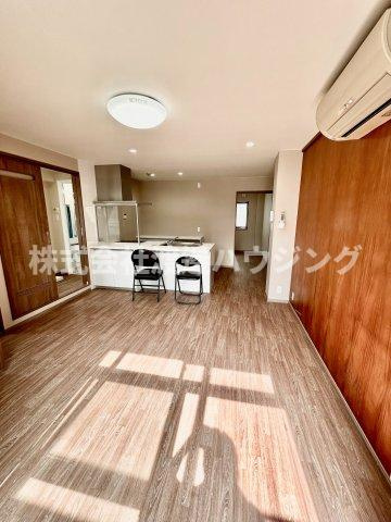 エイチアンドワイビルの居間・リビング