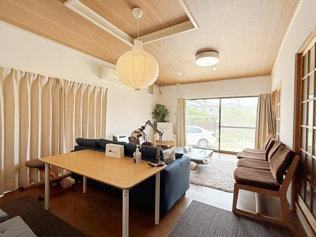 和泉市山荘町3丁目　中古戸建の洋室