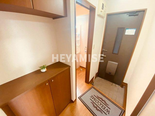 バリュージュRYO　Ｃ棟の玄関