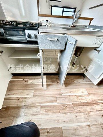 ウェストコート垂水町のキッチン|キッチン下収納