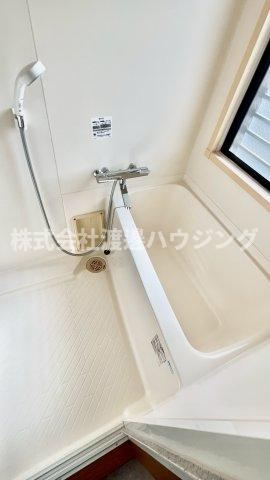 ウェストコート垂水町の浴室