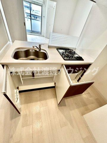 ラ・フェリシア桜川のキッチン|キッチン下収納