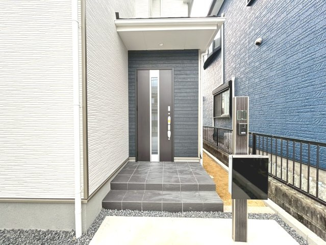 ハートフルタウン　丹羽郡大口町萩島2丁目　全1区画分譲の玄関|玄関ドアの鍵はディンプルキーと内側はサムターンキーになっており防犯性の高い仕様になっています。