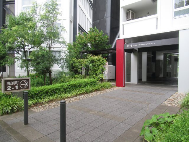 芦屋浜２ＬＤＫ（2街区）のエントランス|清潔なエントランスです