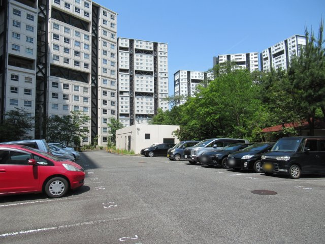 芦屋浜２ＬＤＫ（2街区）の駐車場|駐車場完備です