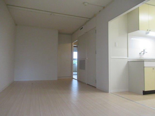 芦屋浜２ＬＤＫ（2街区）の居間・リビング|おしゃれな居間です