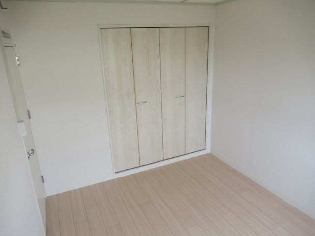 芦屋浜２ＬＤＫ（2街区）の洋室|個人の部屋や寝室として使える洋室です