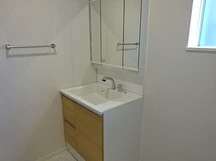 佐伯区屋代２丁目の独立洗面台