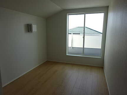 佐伯区屋代２丁目の洋室