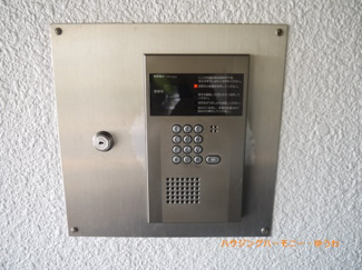 【その他共用部分】 | オートロック付になっていますので、不審者対策は、しっかりとしています。