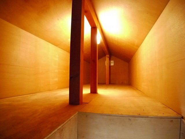 【内装】 | 諸口1丁目中古戸建 | 屋根裏収納