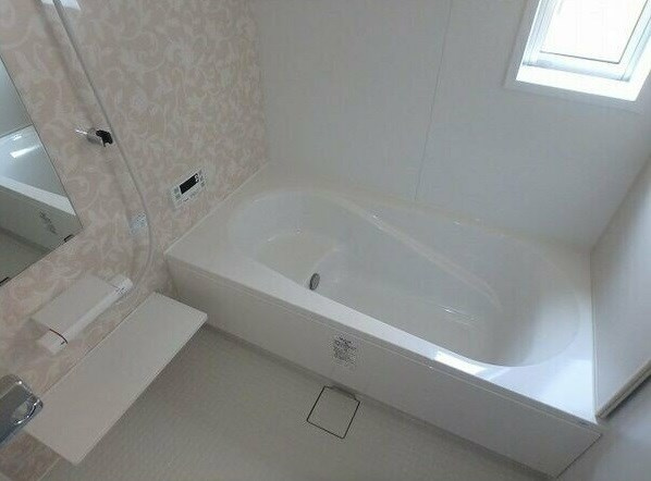 ウィングヒルズⅡＡの浴室