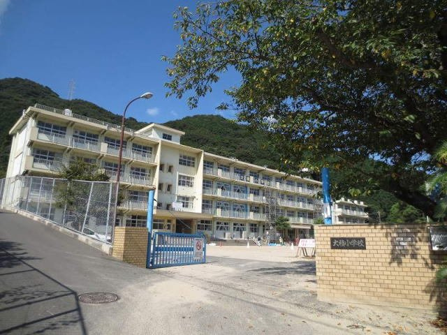 【周辺】 | フェリーチェ春日 | 北九州市立　大積小学校まで2000m