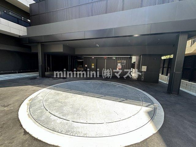 ザ・ファインタワー大阪肥後橋の駐車場