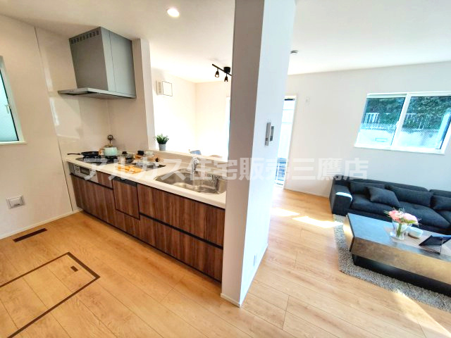 【内覧動画公開中！】三鷹市中原４丁目 京王線 つつじヶ丘駅 新築戸建のキッチン