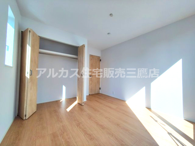 【内覧動画公開中！】三鷹市中原４丁目 京王線 つつじヶ丘駅 新築戸建の洋室