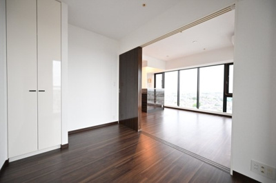 【洋室】 | シティタワー大泉学園 | （洋室1）