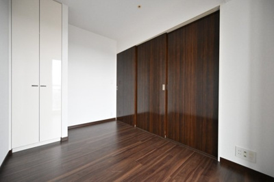 【洋室】 | シティタワー大泉学園 | （洋室2）