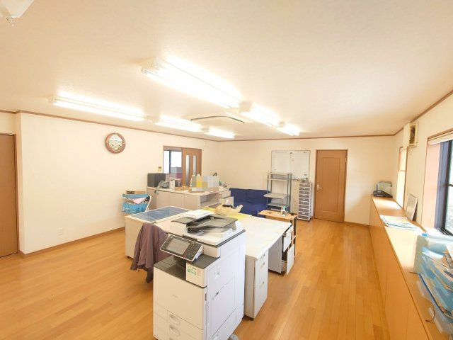 ◆２００５年建築◆室内丁寧にお使いの美宅◆敷地２９０坪◆４台以上駐車可能◆京丹波町橋爪ハサマのその他|事務所