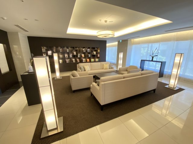 2階、スタディカフェライブラリー