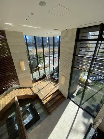 エントランスロビー