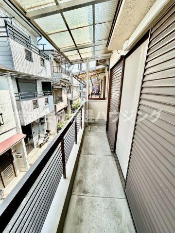 岩田町3丁目貸家のバルコニー