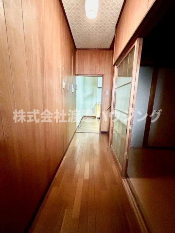 岩田町3丁目貸家のその他|廊下