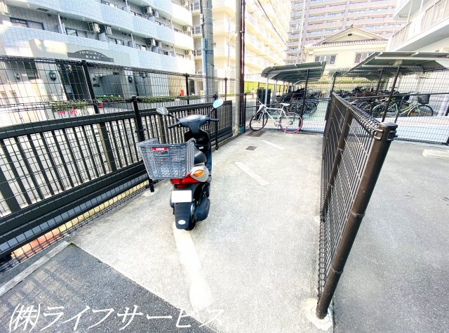 【その他共用部分】 | 新大阪第１グリーンマンション | バイク置場