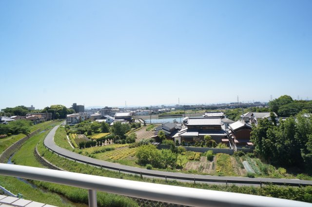 アジュール宝塚の展望