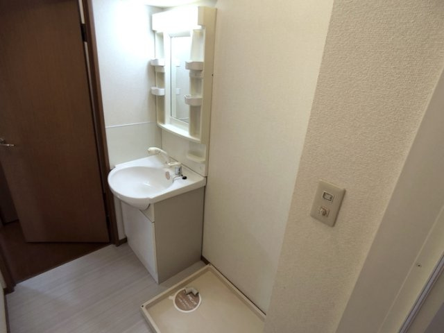 ドゥ・デパール Ｂの独立洗面台|洗面室