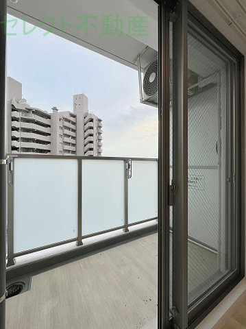 エステムコート名古屋金山サウスゲートのバルコニー