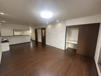 【居間・リビング】 | 八幡町1丁目戸建て