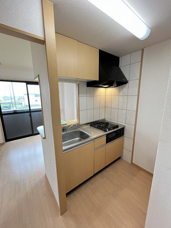 ネオレジデンス広川のキッチン