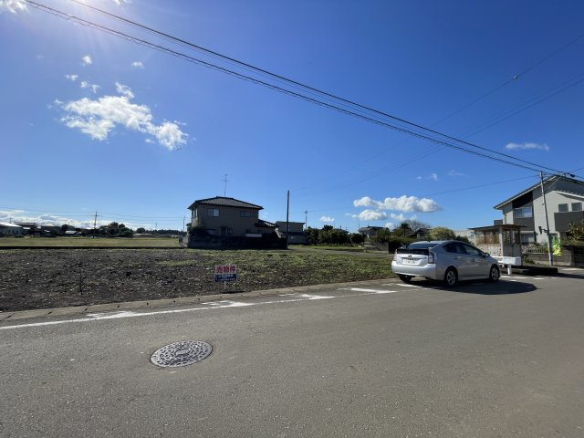 つくば市今鹿島　B号地の前面道路含む現地写真