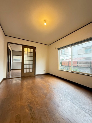 【居間・リビング】 | フラワーハイツ