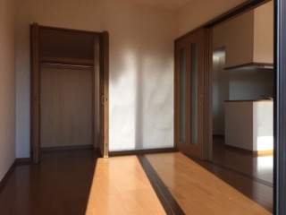 エイブル春日の居間・リビング