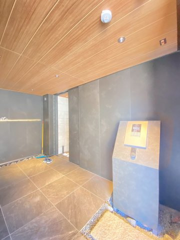 シャーメゾンサイビータのエントランス