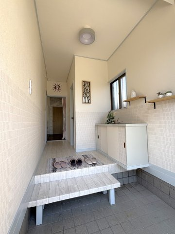 ボワット・ブリューの玄関