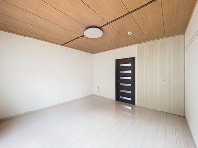 【洋室】 | クレセント渡辺C