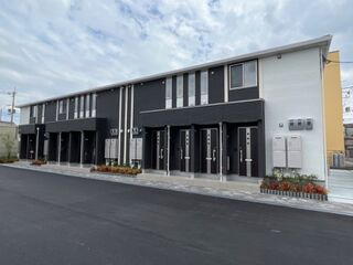 フジパレス俊徳道V番館の外観