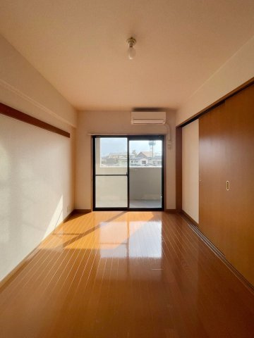 グリチーネの居間・リビング