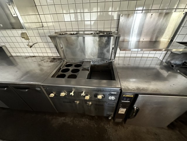 西城南店舗のキッチン