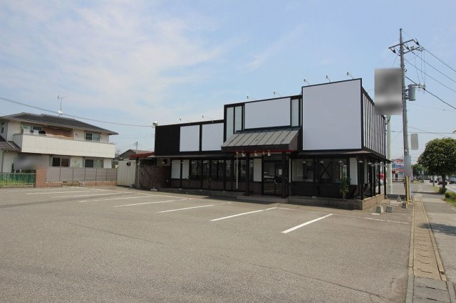 西城南店舗の外観|2015年撮影